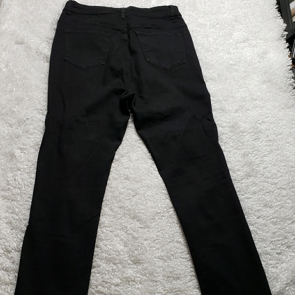 SALE!! Fashion Nova jeans - Picture 4 of 5